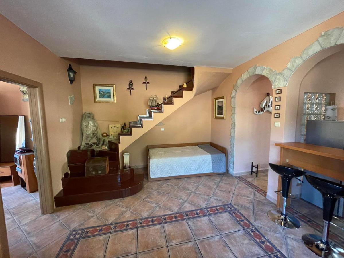 Apartment Aki Kotor Bagian luar foto
